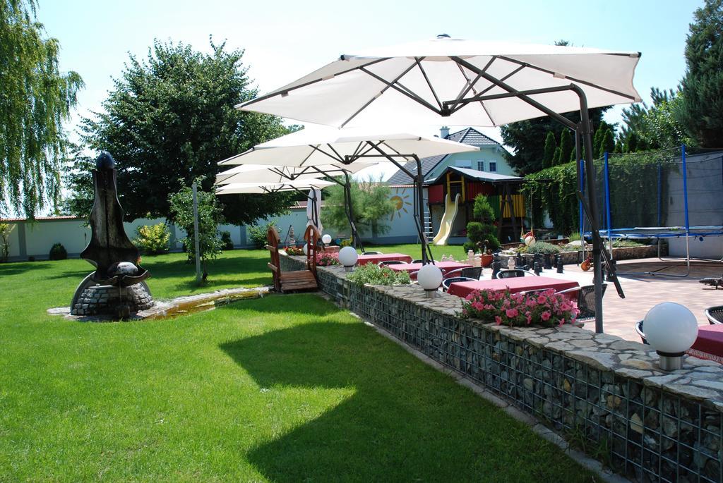 Pension Sonnenhof Morbisch am See Bagian luar foto
